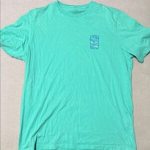 Vineyard Vines men’s tshirt